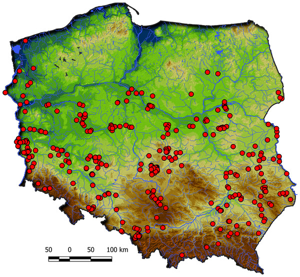 Distribution of plant communities of the Isoëto-Nanojuncetea class in Poland.